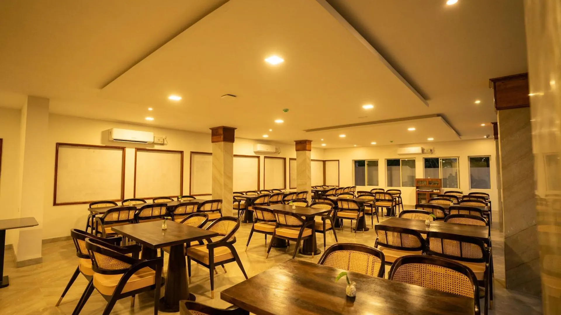 West Bay Marisol Hotel Varkala 4*,