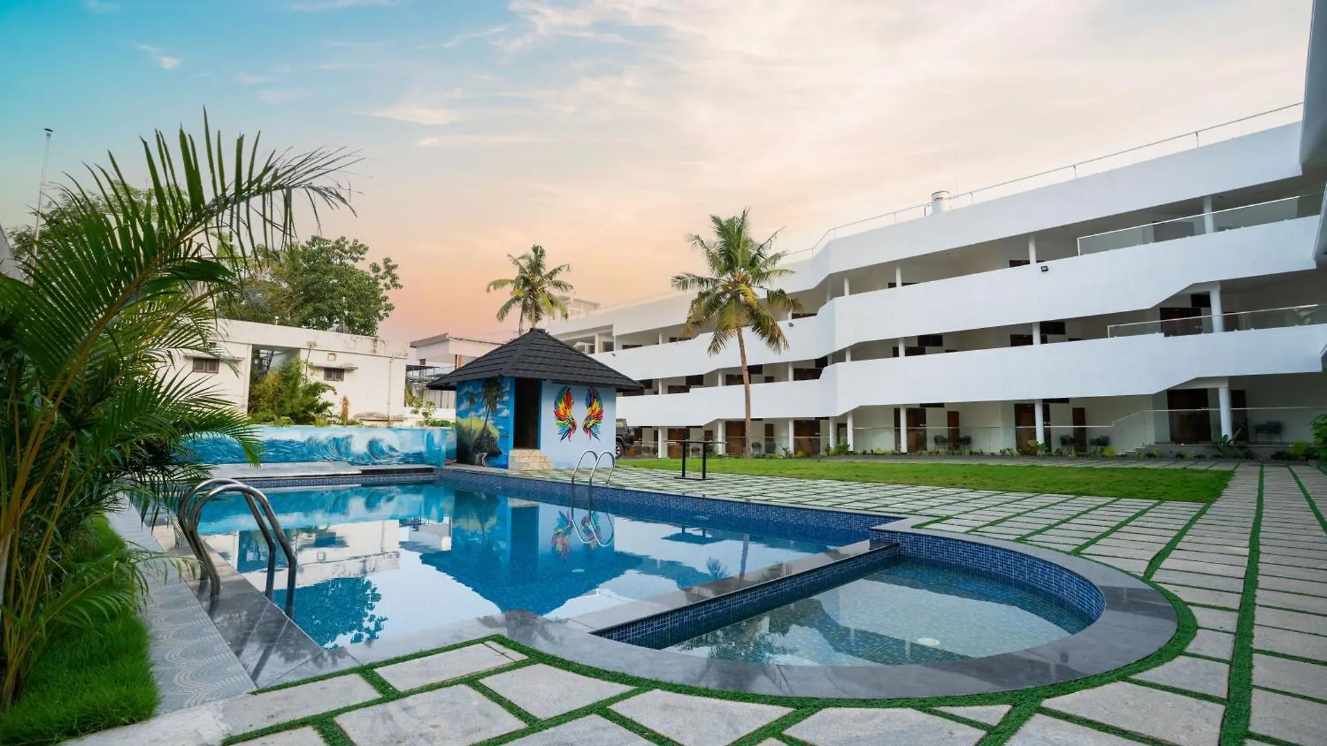 West Bay Marisol Hotel Varkala India