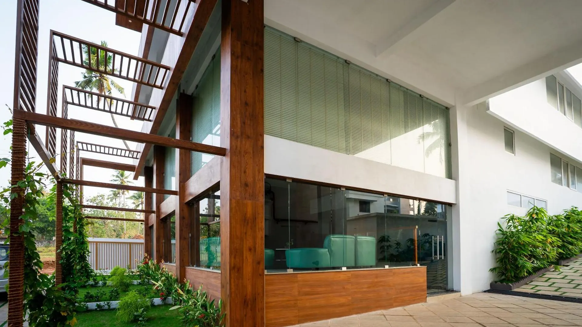 West Bay Marisol Hotel Varkala