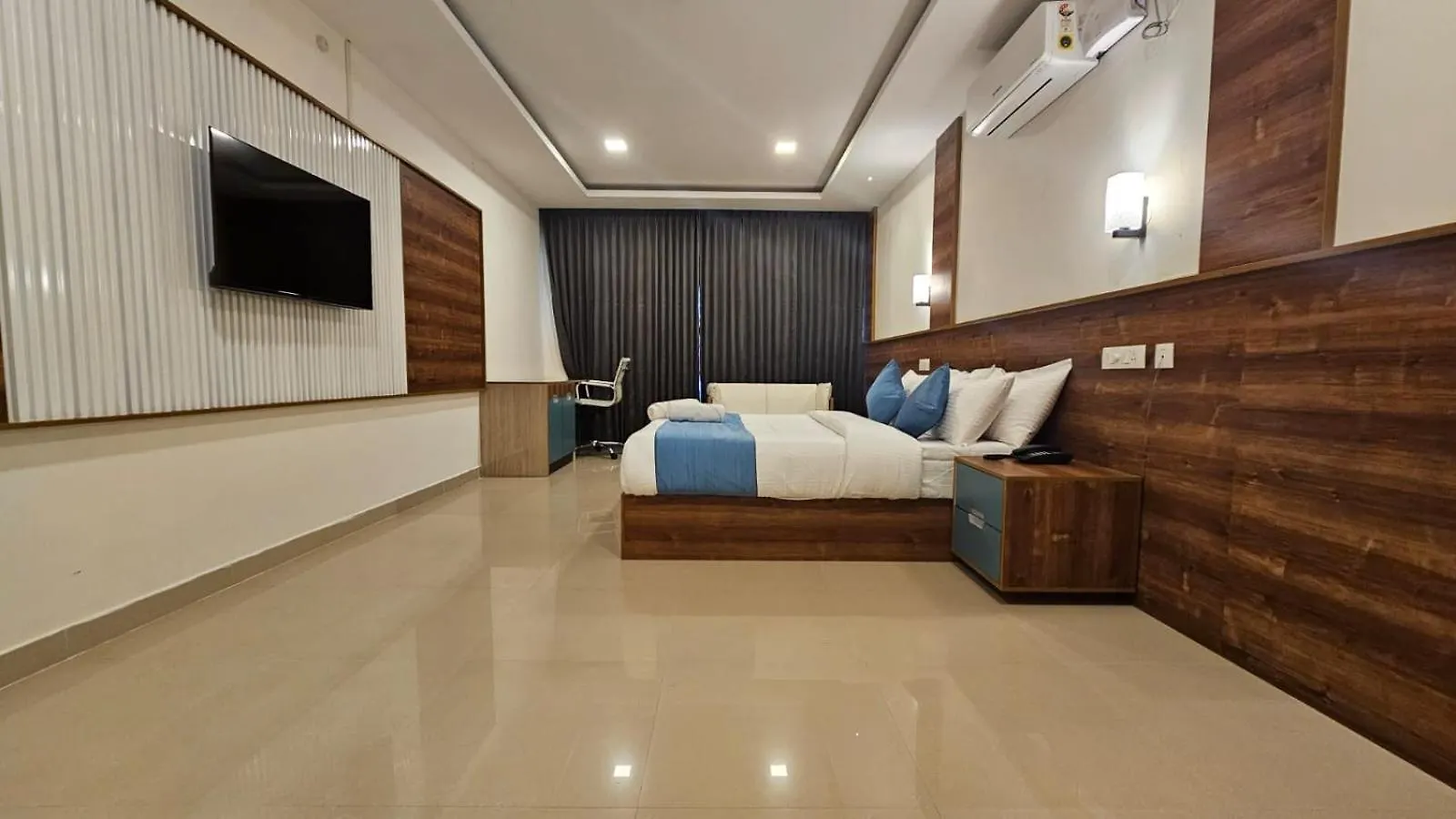West Bay Marisol Hotel Varkala 4*,